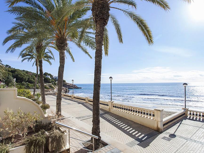 Apt. By The Sea By Hello Apartments Sitges Exterior photo