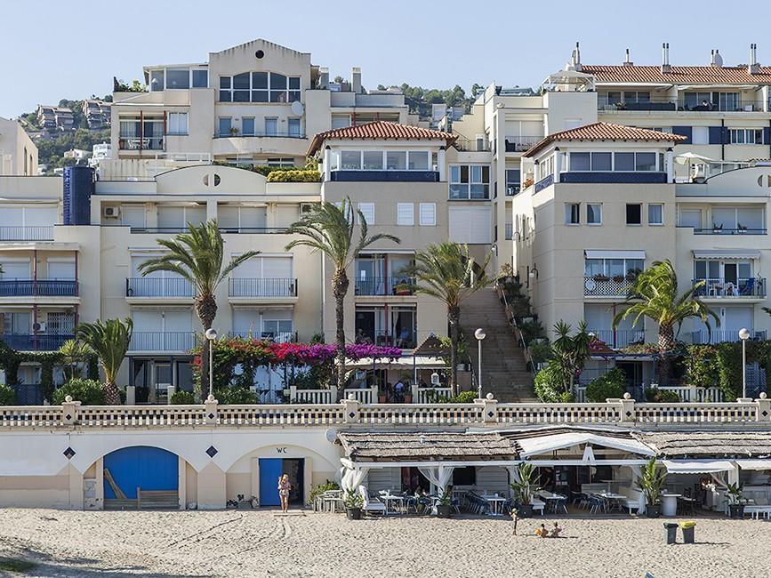 Apt. By The Sea By Hello Apartments Sitges Exterior photo